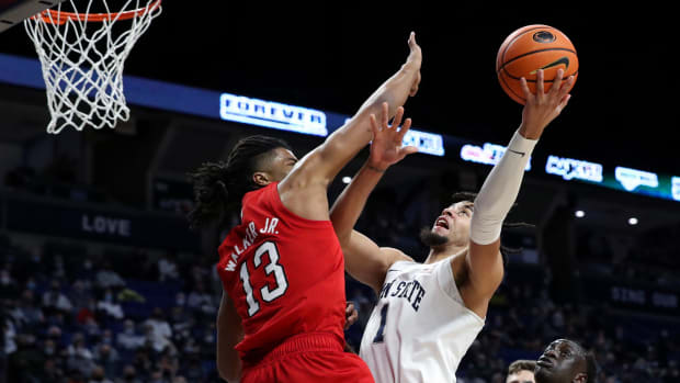 USATSI_17783311 Derrick Walker vs Penn State MBB 2022.02.27